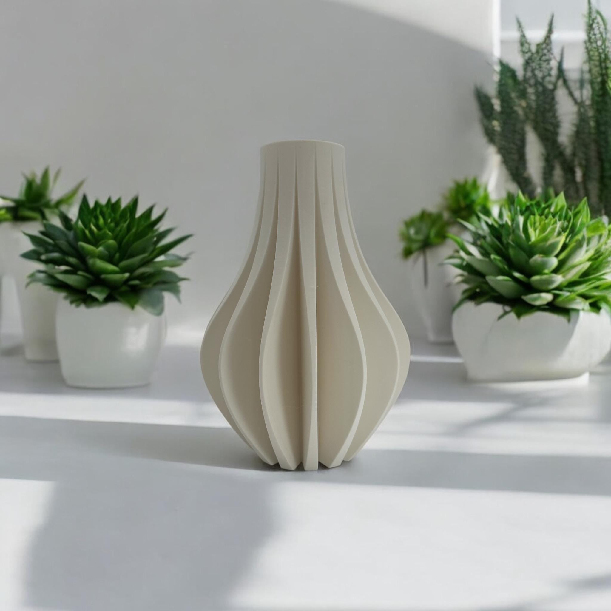 Modern Fluted Flower Vase, Minimalist Home Decor, Elegant Centerpiece - PashmationVases