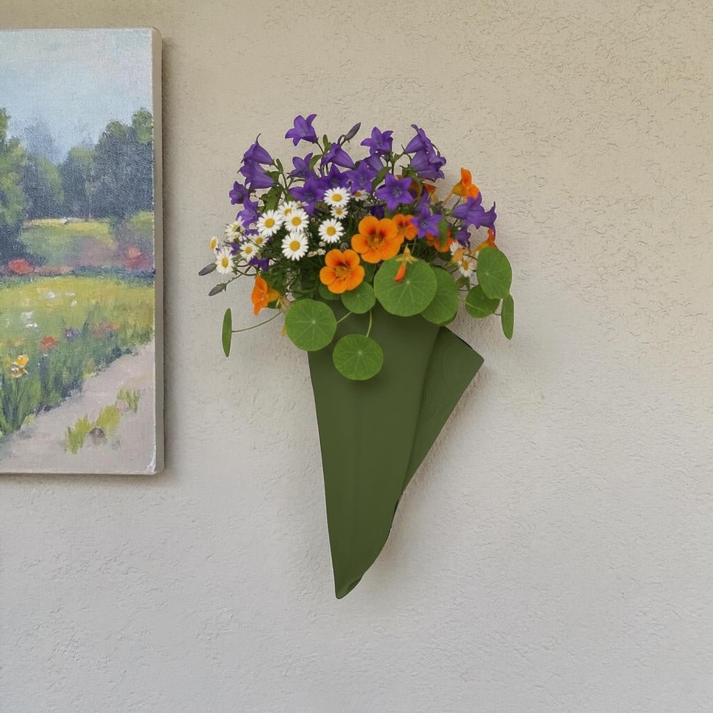 Green vertical wall napkin wall vase displayed as modern wall decor by Pashmation