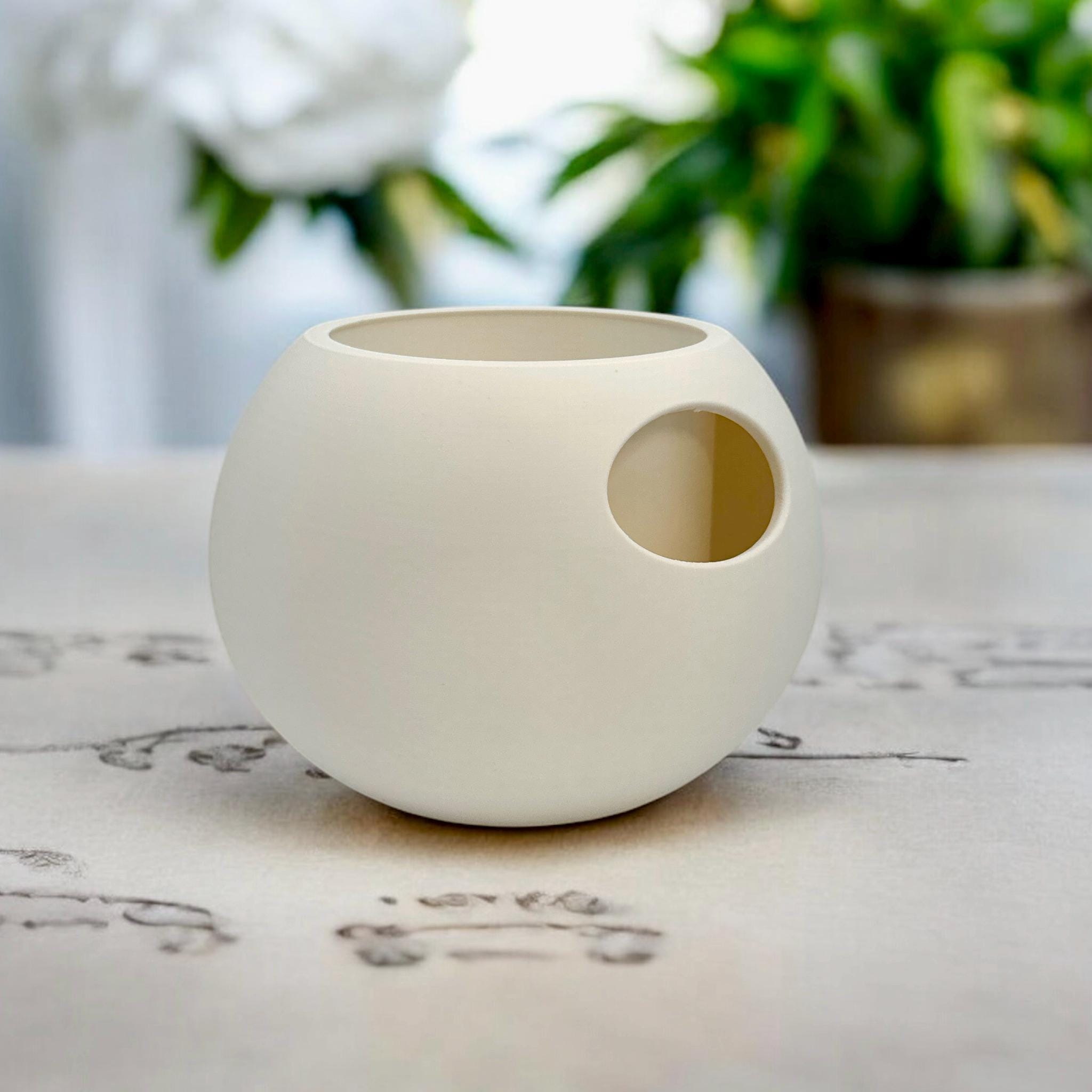Modern Self - Watering Sphere Planter - Biodegradable Polymer for Home & Office Indoor Plants - PashmationIndoor Planters