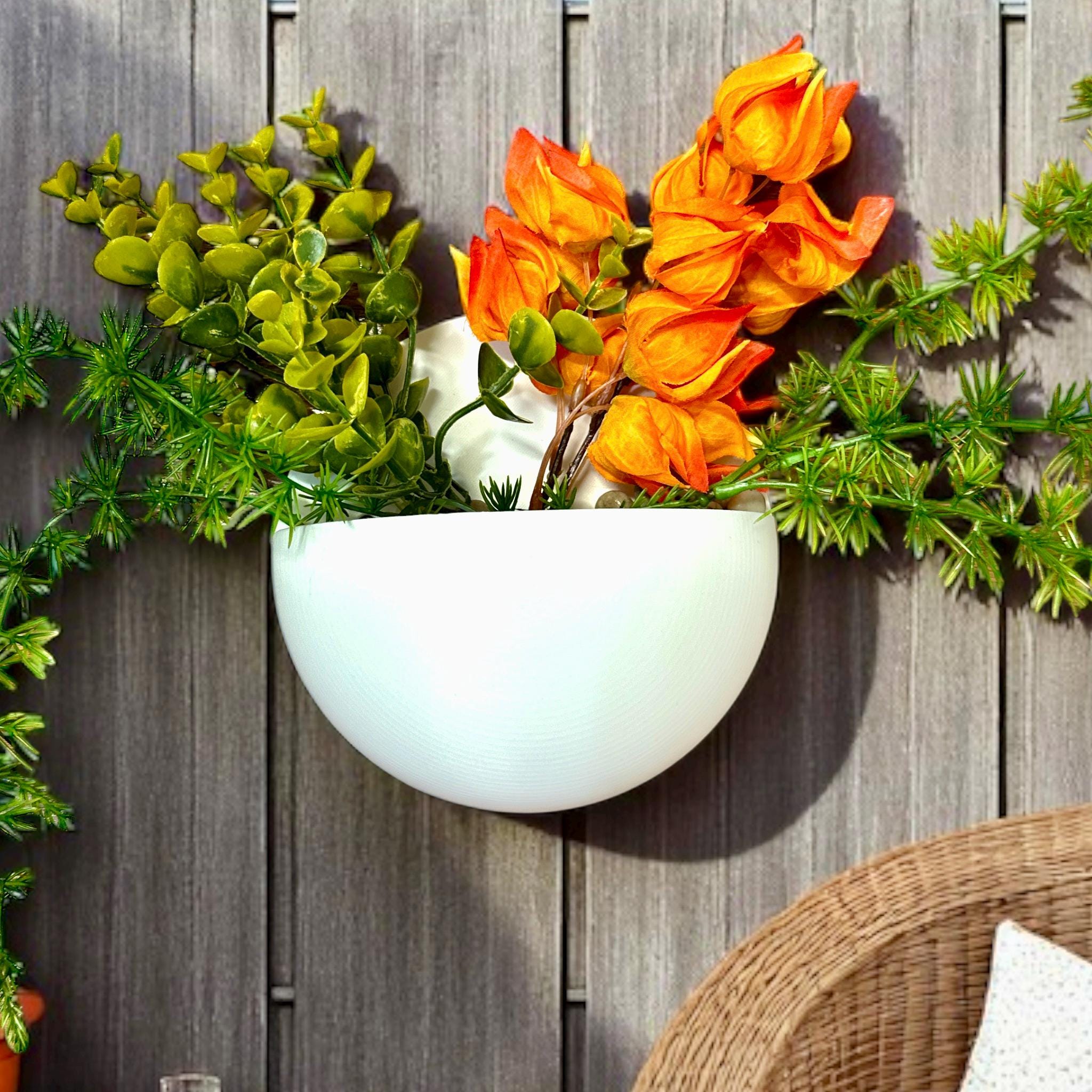 Modern Wall Planter: 3D Printed PLA Semi - Sphere - HaloPod Design - PashmationIndoor Planters