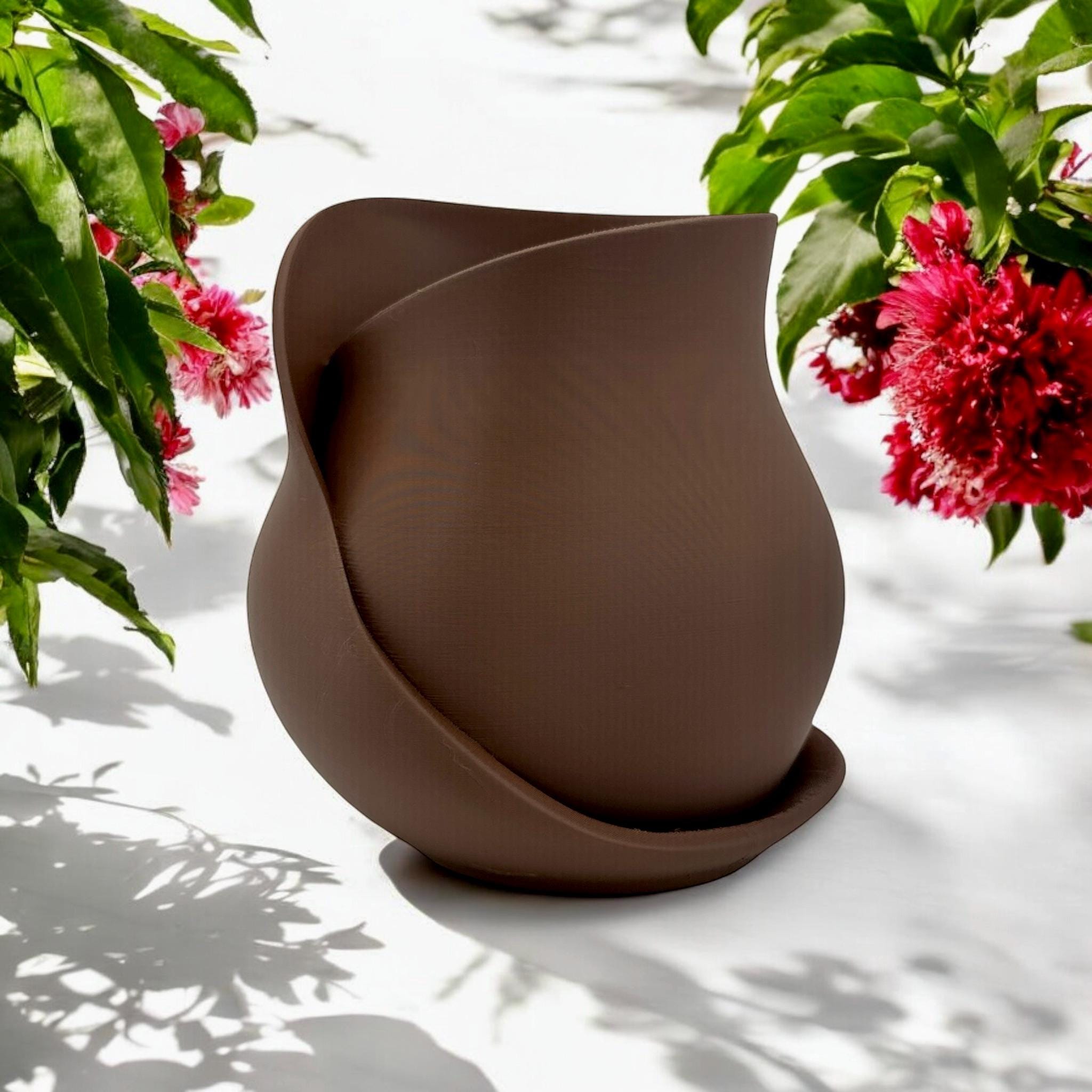 Brown Curved Wrap Vase – curved wrap-around lip sculptural decor