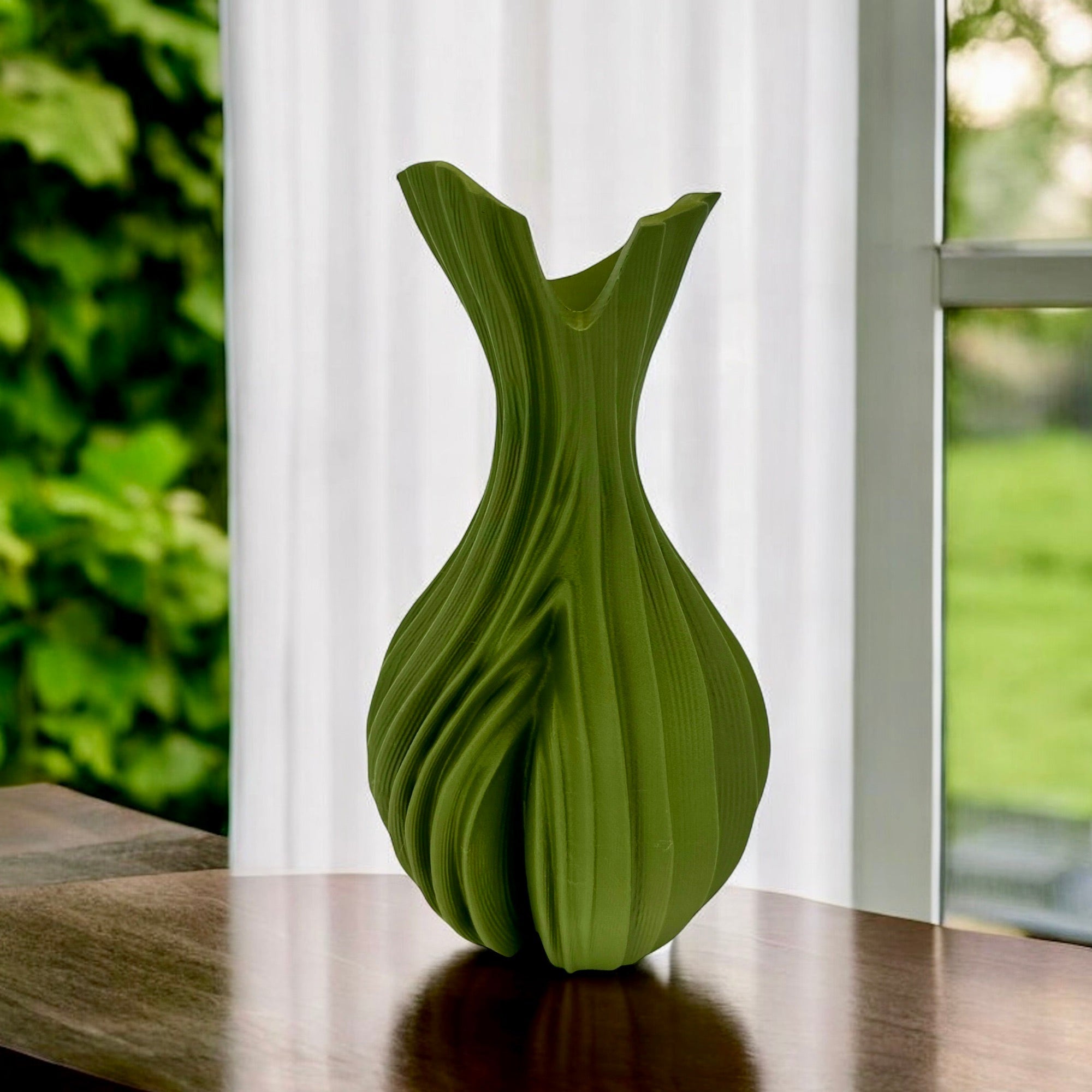 Green Verdant Flow Vase – tall sculptural organic decor centerpiece