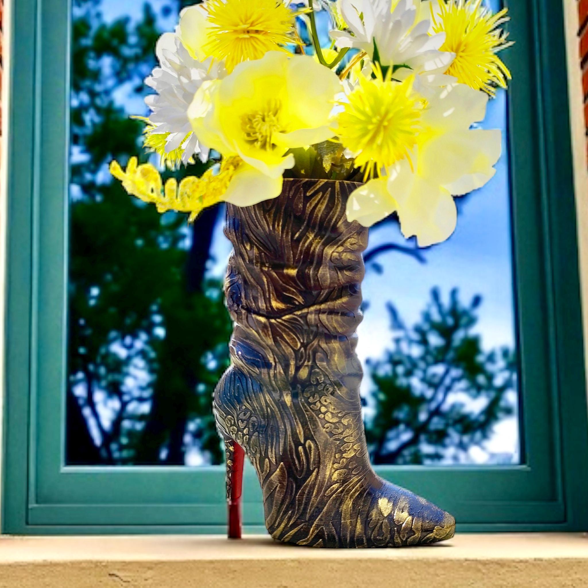 3D Printed High Heel Boot Vase: Hand - Painted Gold/Silver Accent - Modern Fashion Decor - PashmationVases