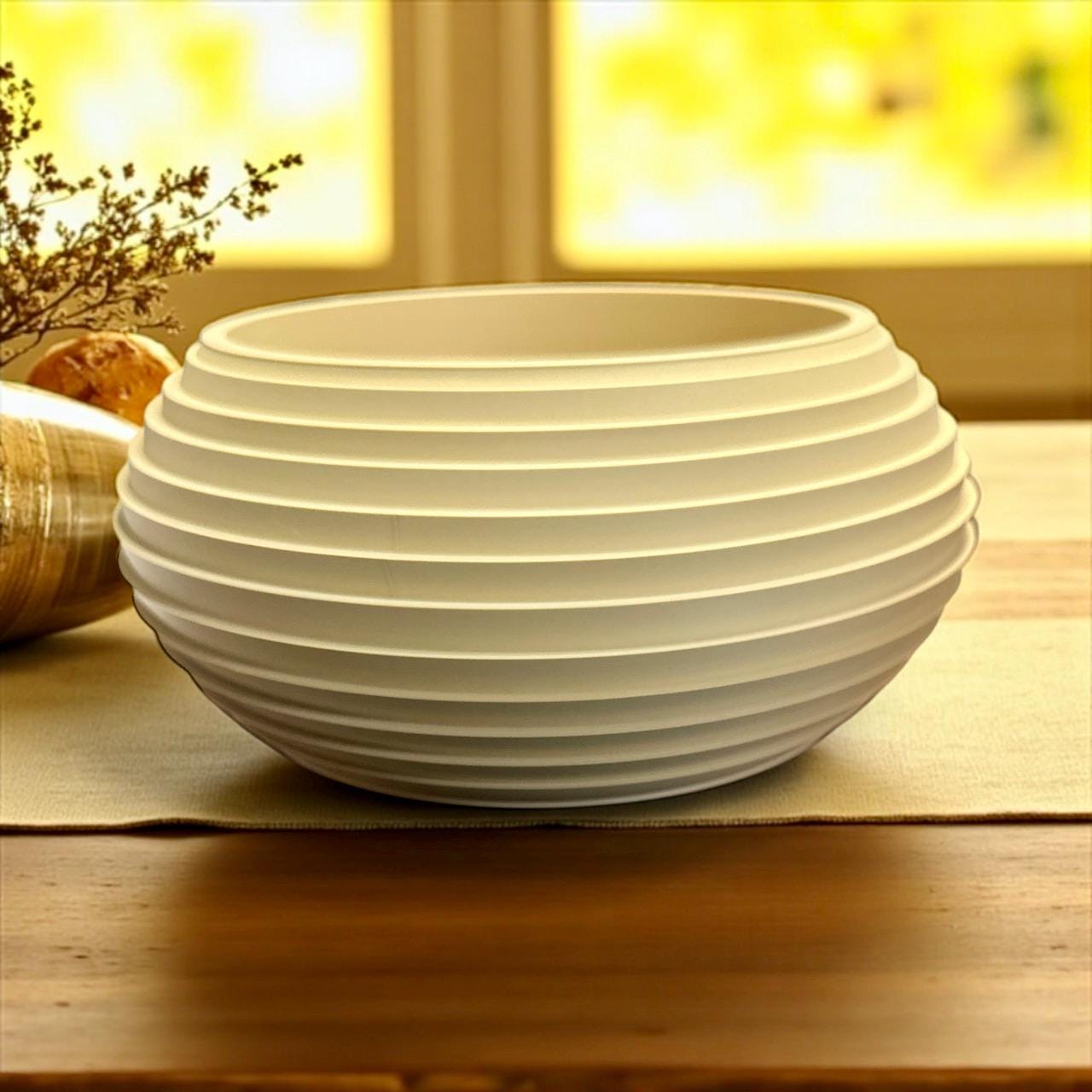 Cream Frons planter with matching saucer by Pashmation