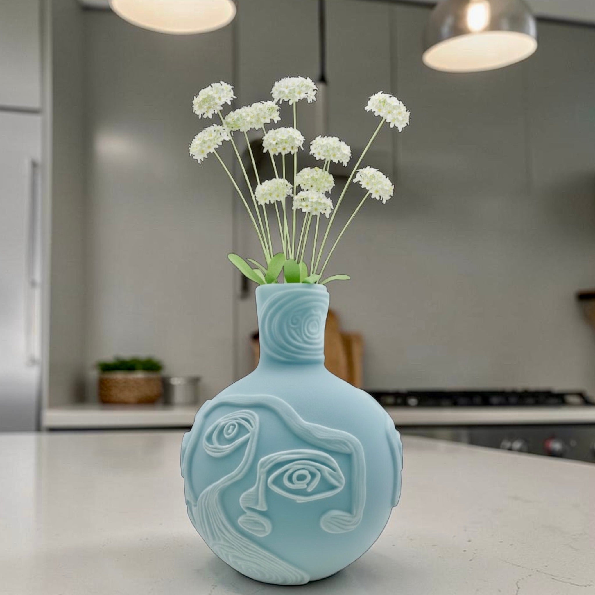 Picasso’s Faces Inspired Flower Vase for Art Lovers - PashmationVases