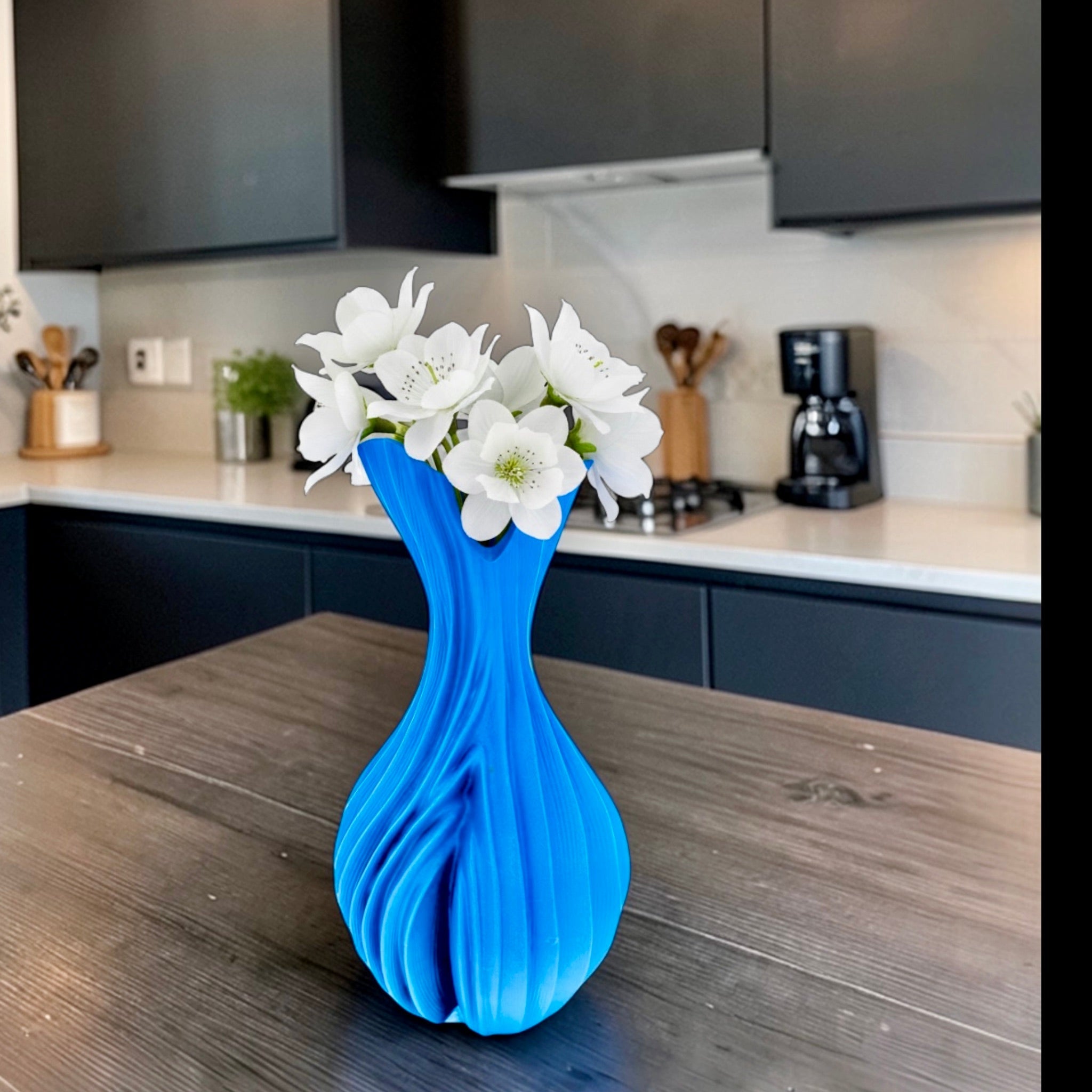 Blue Verdant Flow Vase – tall sculptural organic decor centerpiece